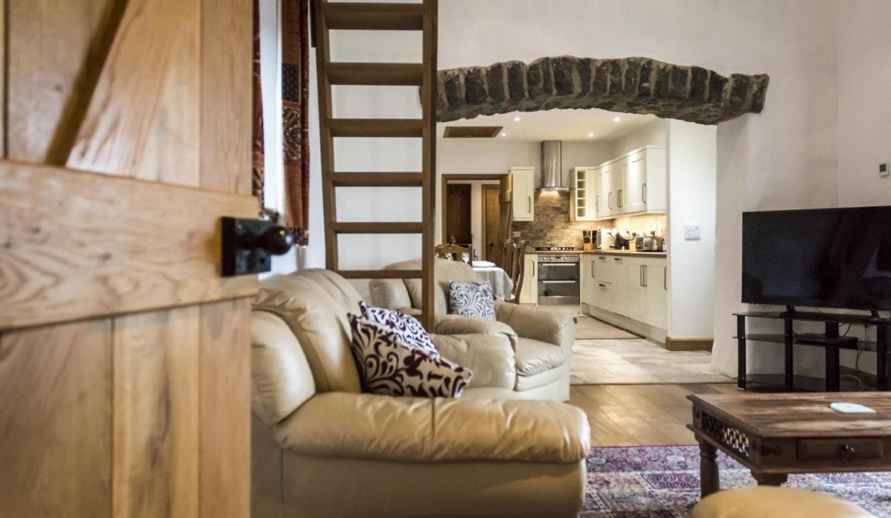 Orchard Cottage - Luxurious Barn Conversion - Beavers Hill Manorbier Esterno foto