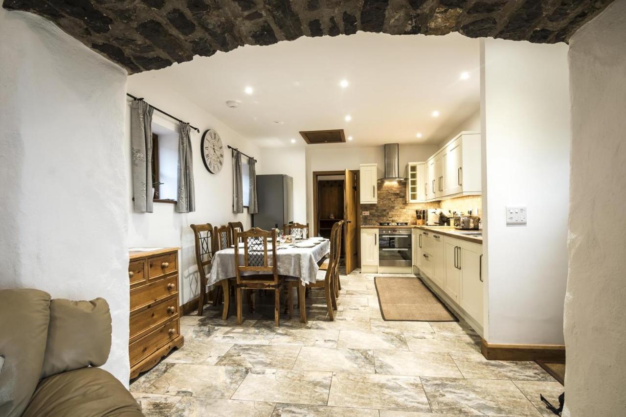 Orchard Cottage - Luxurious Barn Conversion - Beavers Hill Manorbier Esterno foto