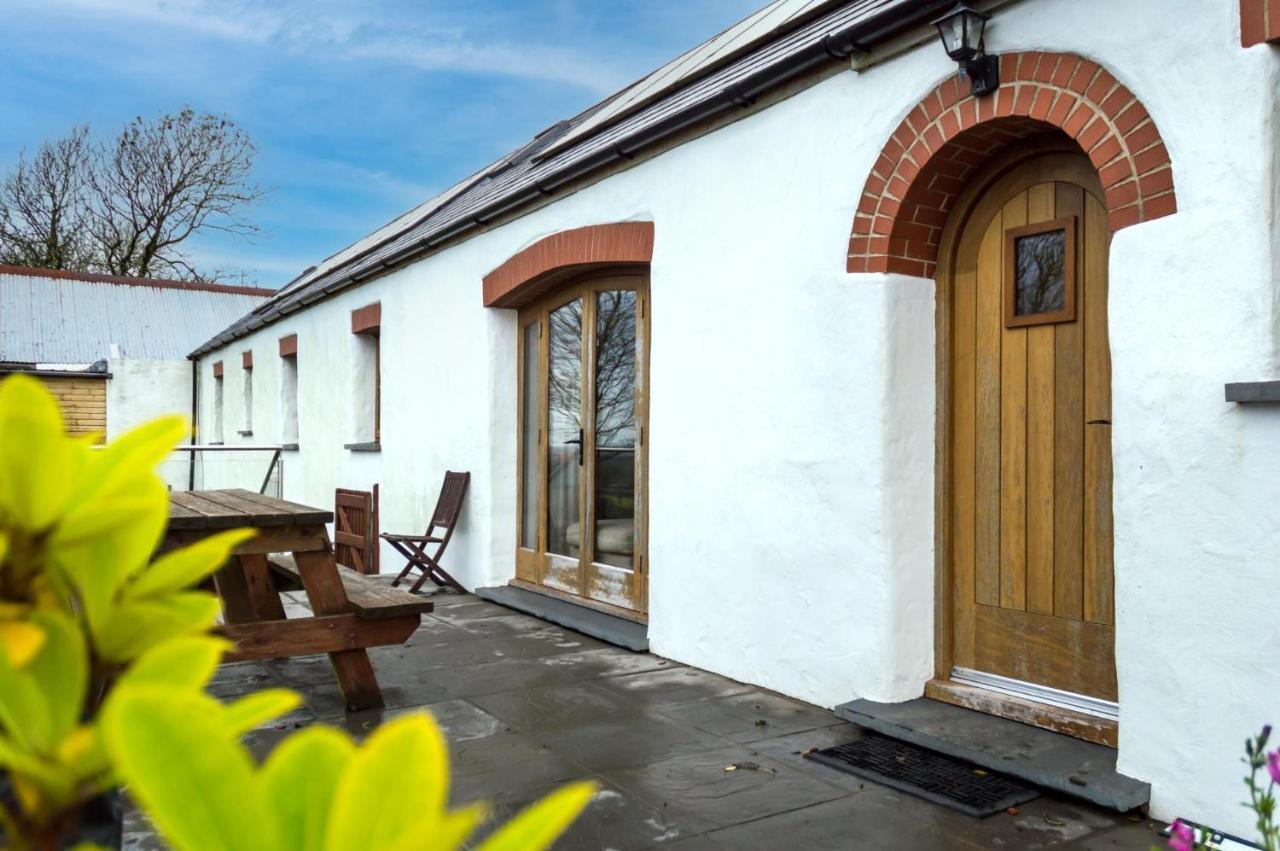 Orchard Cottage - Luxurious Barn Conversion - Beavers Hill Manorbier Esterno foto